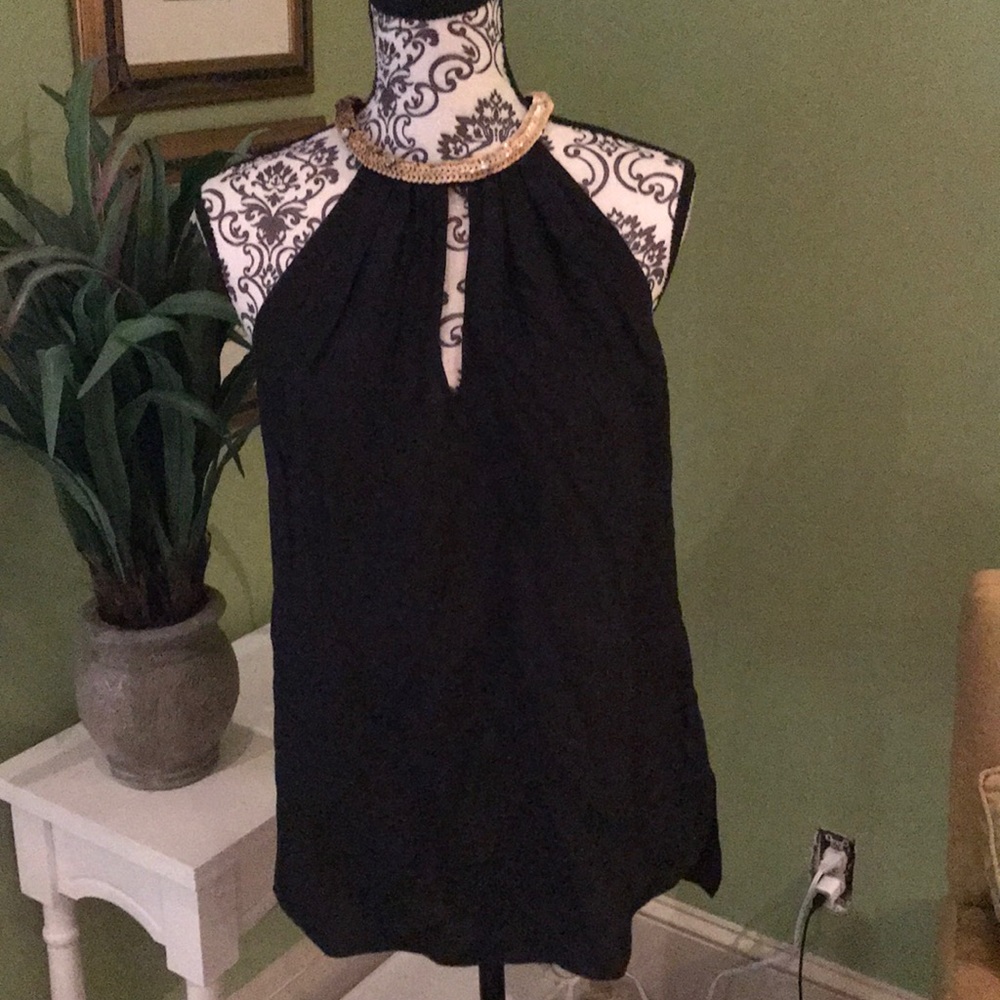 Sequin keyhole top
